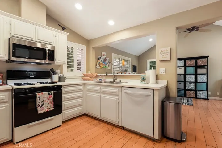 175 Acacia Lane, Newbury Park, California 91320