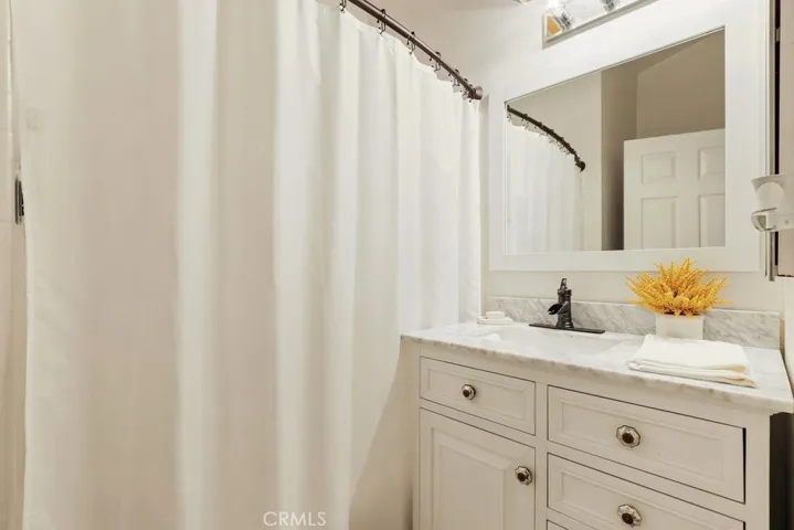 175 Acacia Lane, Newbury Park, California 91320