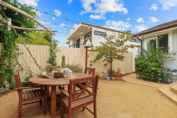 175 Acacia Lane, Newbury Park, California 91320