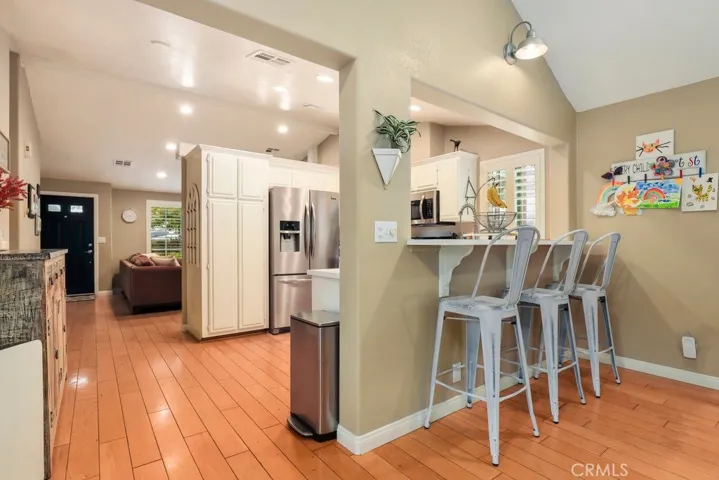 175 Acacia Lane, Newbury Park, California 91320