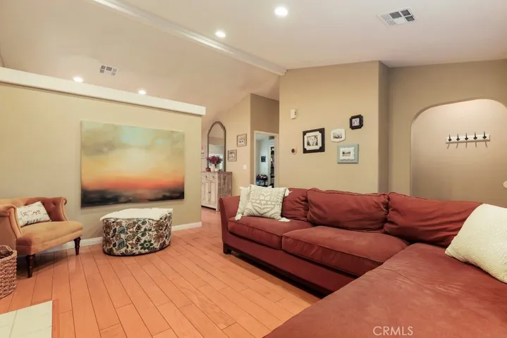 175 Acacia Lane, Newbury Park, California 91320