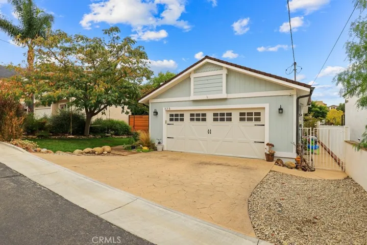 175 Acacia Lane, Newbury Park, California 91320