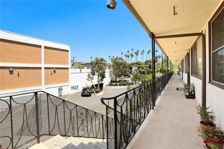 150 S Alvarado Street, Los Angeles, California 90057