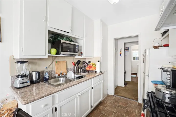 150 S Alvarado Street, Los Angeles, California 90057