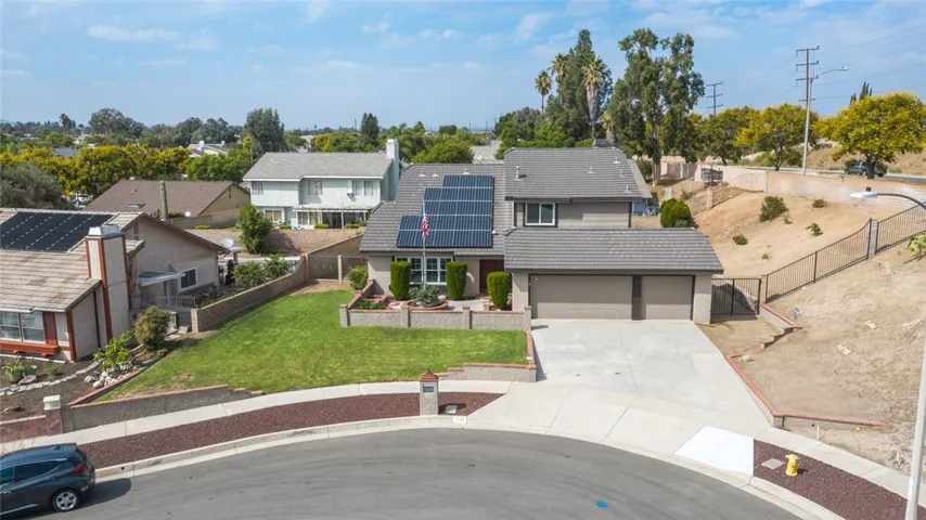 1356 Catherine Circle, Corona, California 92878