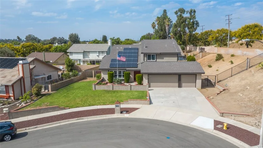 1356 Catherine Circle, Corona, California 92878