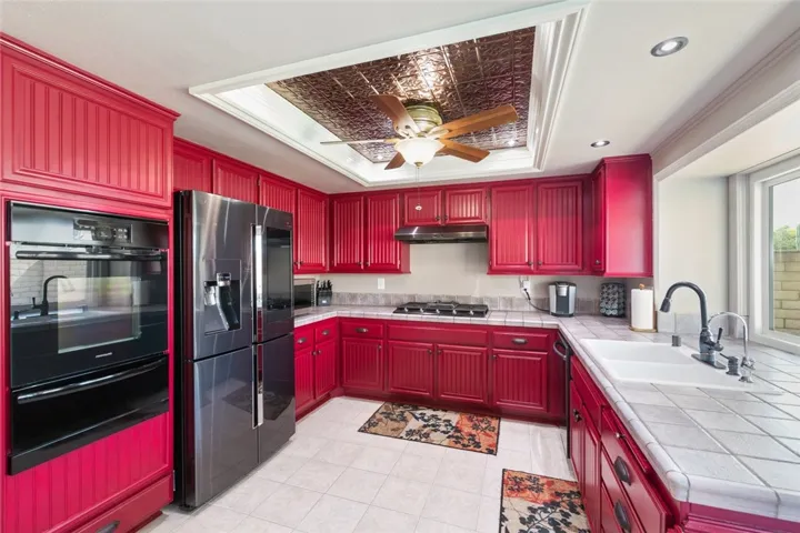 1356 Catherine Circle, Corona, California 92878
