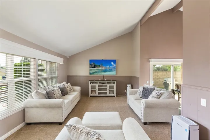1356 Catherine Circle, Corona, California 92878