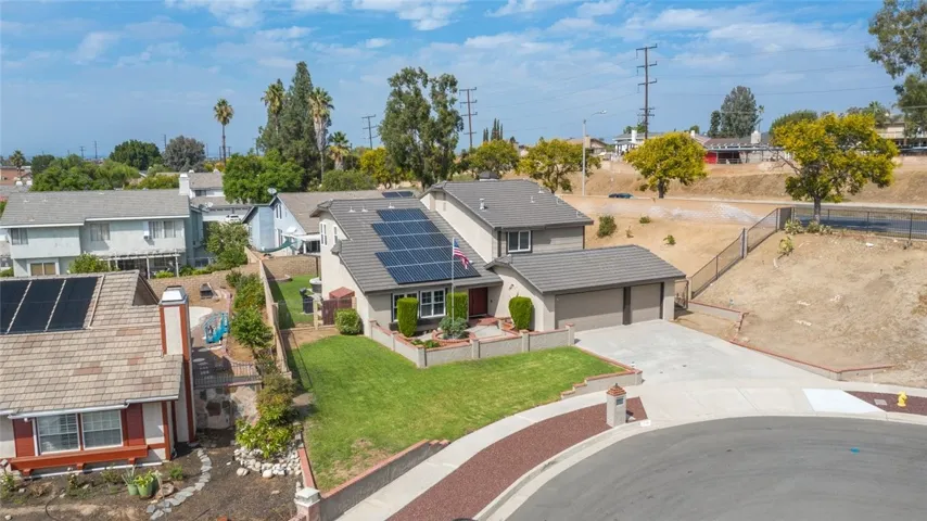 1356 Catherine Circle, Corona, California 92878