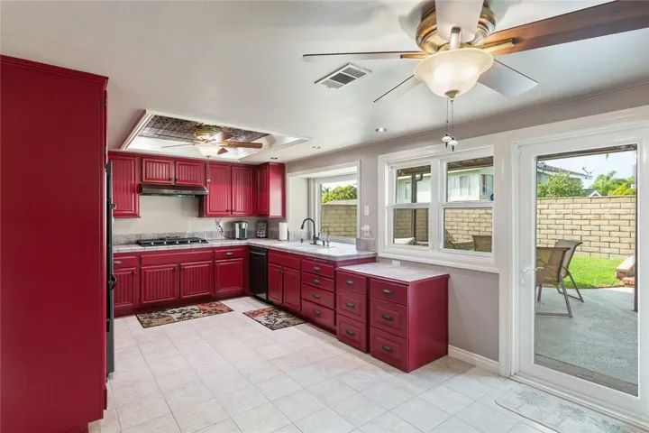 1356 Catherine Circle, Corona, California 92878