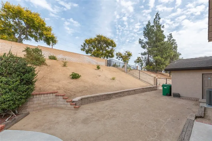 1356 Catherine Circle, Corona, California 92878