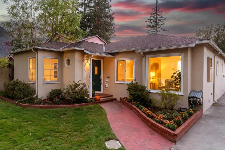 , Palo Alto, California 94306