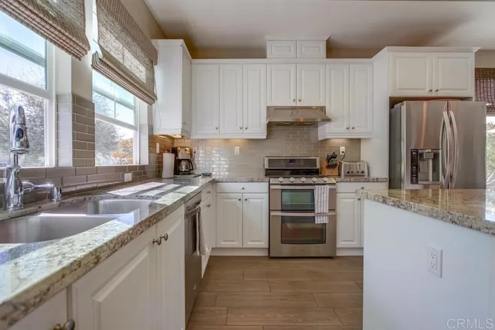 2681 Overlook Point, Escondido, California 92029