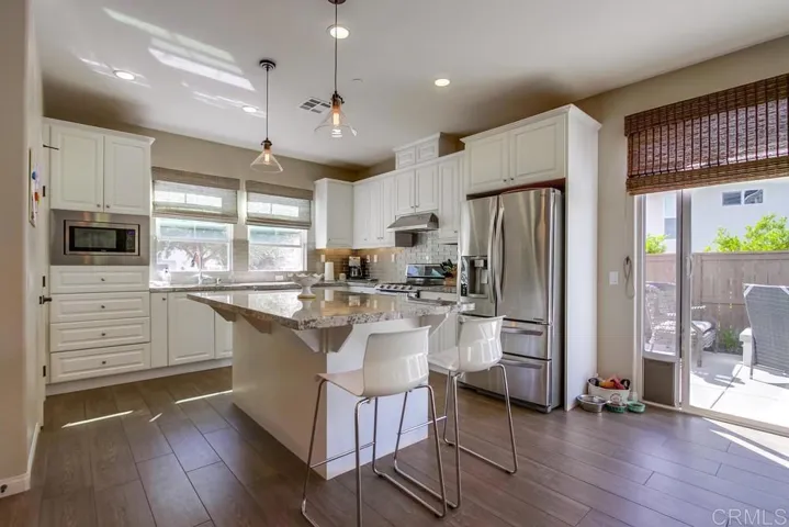 2681 Overlook Point, Escondido, California 92029