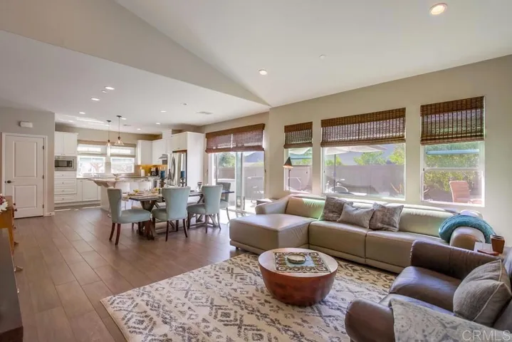 2681 Overlook Point, Escondido, California 92029