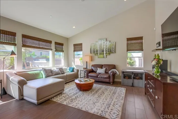 2681 Overlook Point, Escondido, California 92029