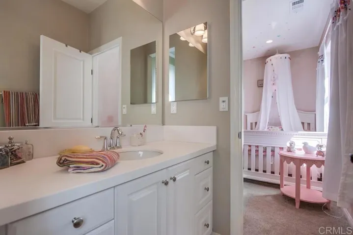 2681 Overlook Point, Escondido, California 92029