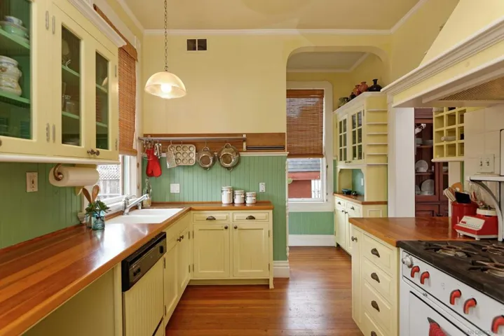 404 22nd St, San Diego, California 92102