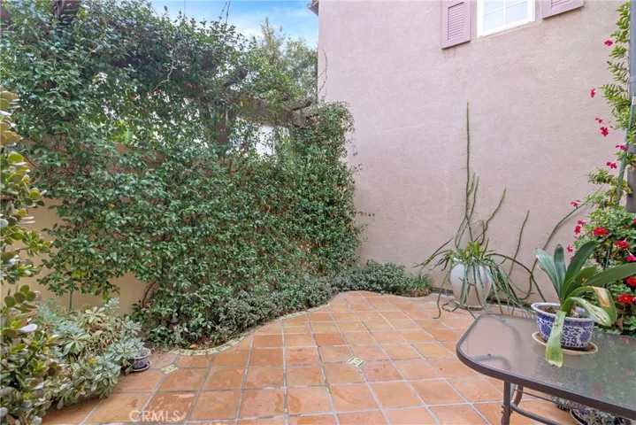 113 Alhambra, Irvine, California 92620
