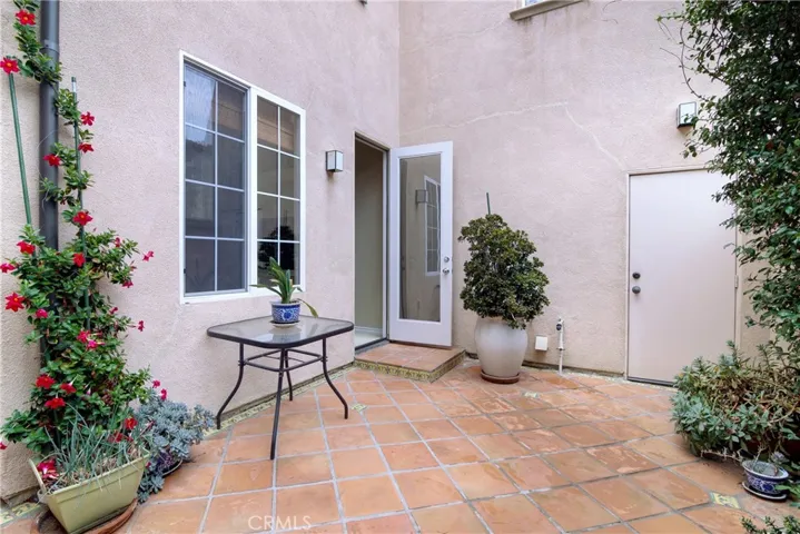 113 Alhambra, Irvine, California 92620