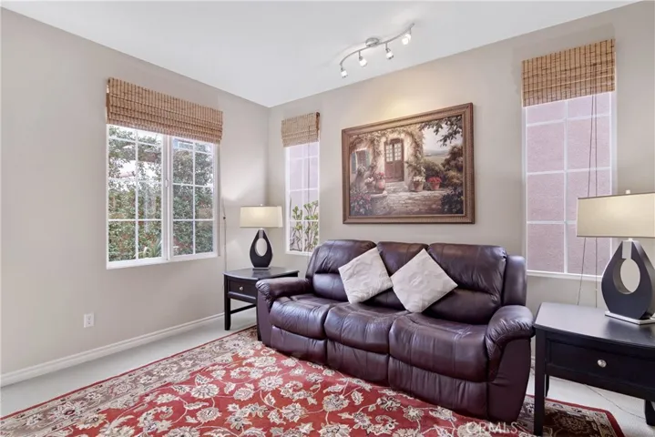 113 Alhambra, Irvine, California 92620