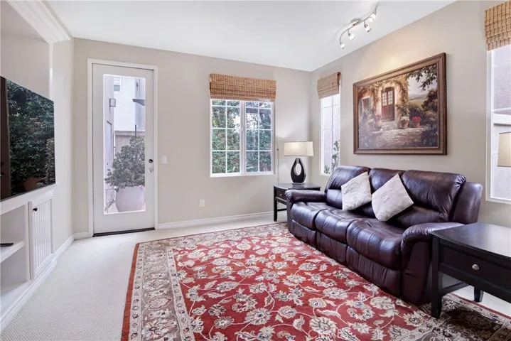 113 Alhambra, Irvine, California 92620