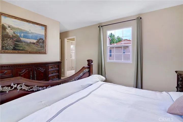 113 Alhambra, Irvine, California 92620