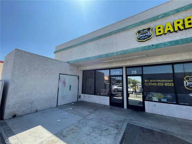 319 S Brookhurst Road, Fullerton, California 92833