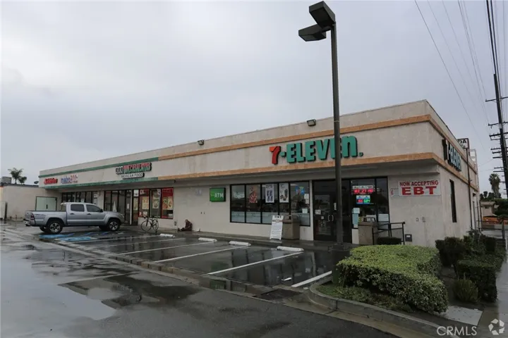 319 S Brookhurst Road, Fullerton, California 92833