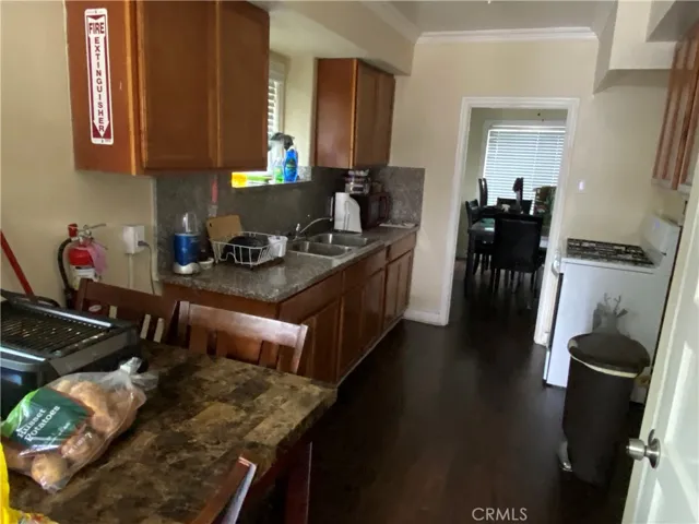 Unit 1 Kitchen