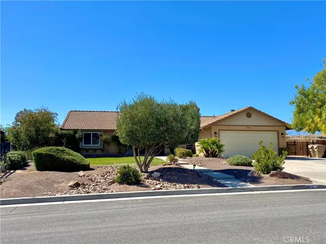 6942 Via Marbella Street, Hesperia, California 92345