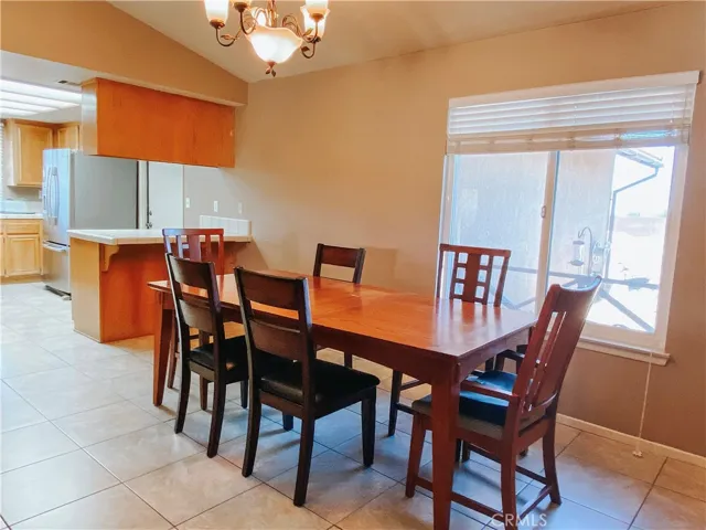 6942 Via Marbella Street, Hesperia, California 92345