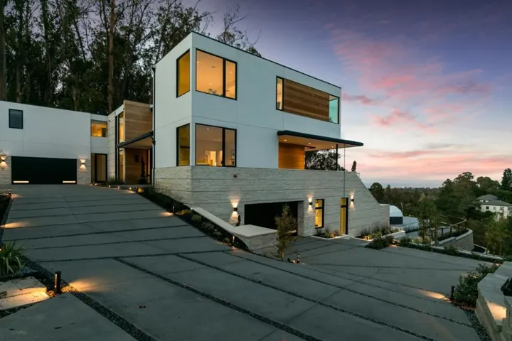 , Hillsborough, California 94010