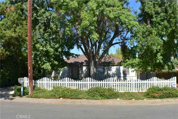 23017 Sylvan Street, Woodland Hills, California 91367