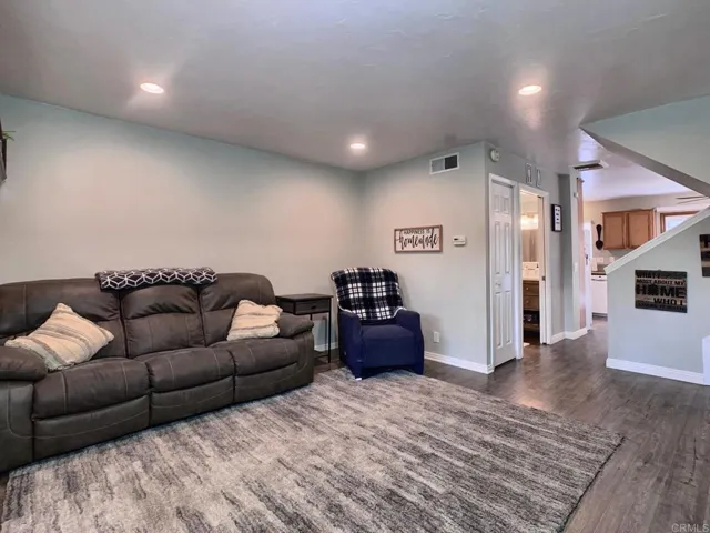 8158 Calle Fanita, Santee, California 92071