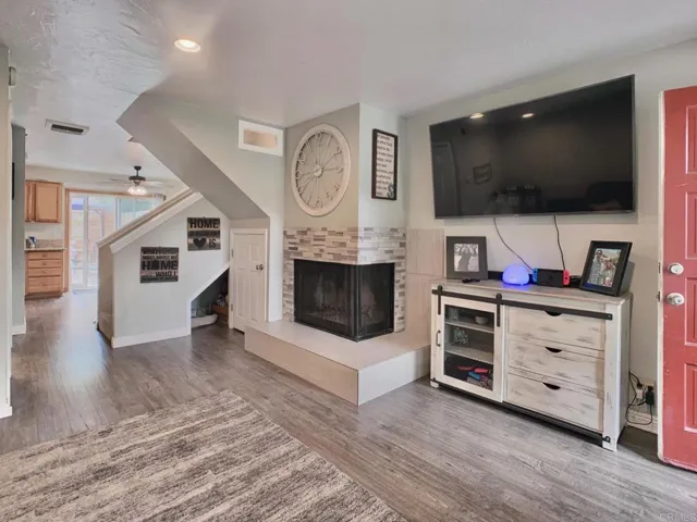 8158 Calle Fanita, Santee, California 92071