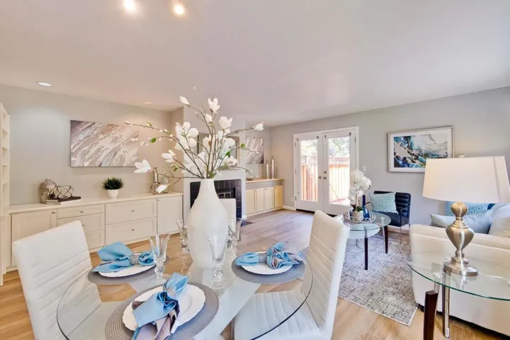 , Mountain View, California 94043