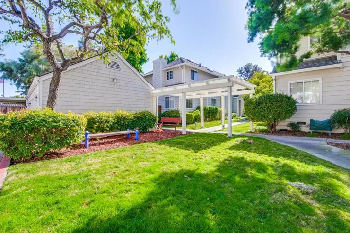 , Mountain View, California 94043