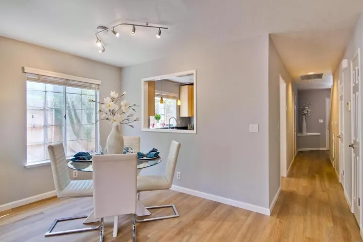 , Mountain View, California 94043