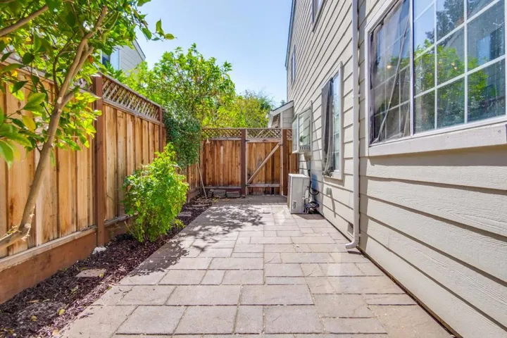 , Mountain View, California 94043