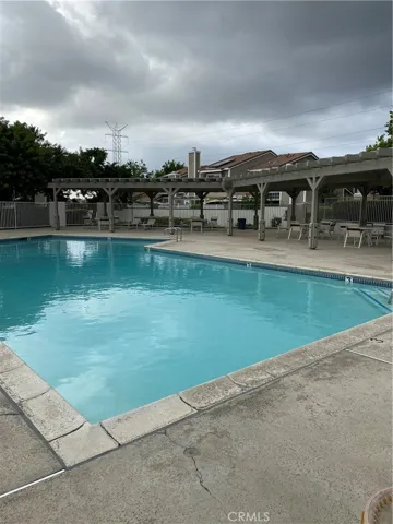 Association pool