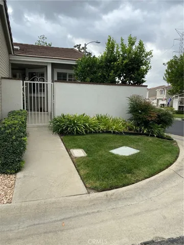 Front view of home