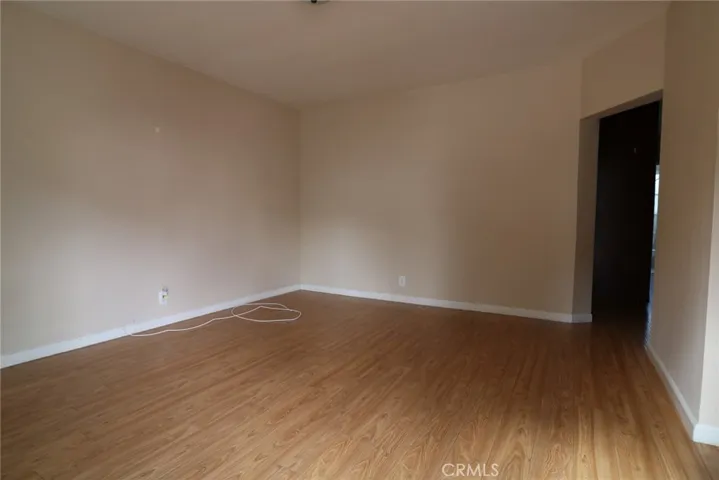 3317 Barham, Universal City, California 90068
