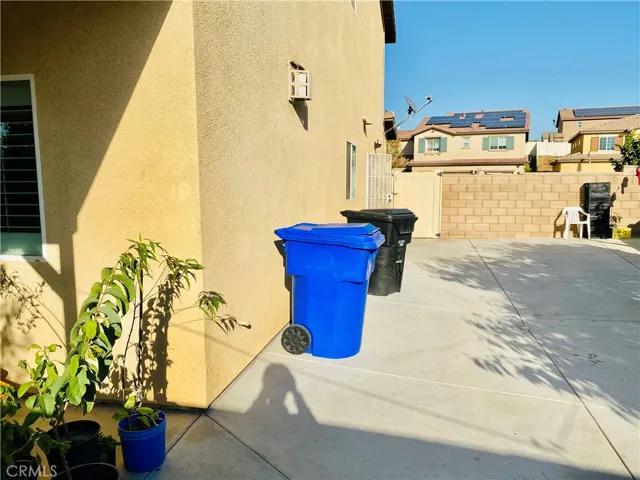 4221 Hernandez St, Jurupa Valley, California 92509