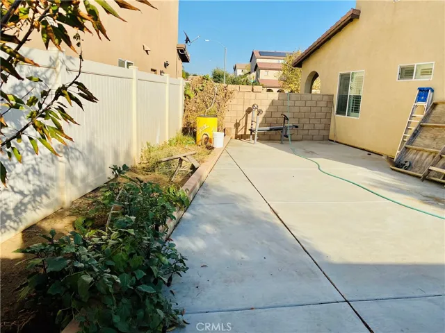 4221 Hernandez St, Jurupa Valley, California 92509