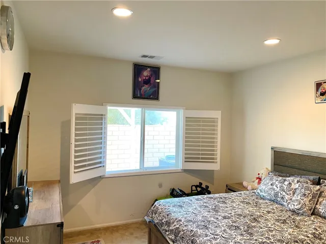 4221 Hernandez St, Jurupa Valley, California 92509