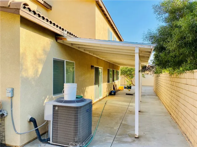 4221 Hernandez St, Jurupa Valley, California 92509