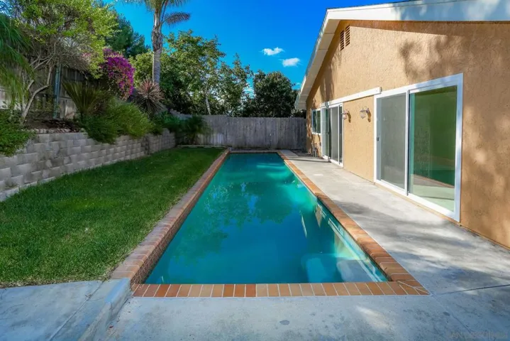 10683 Villa Bonita, Spring Valley, California 91978