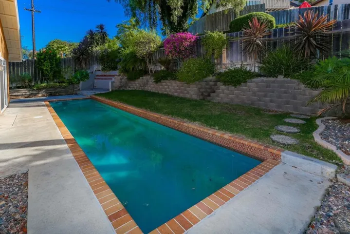 10683 Villa Bonita, Spring Valley, California 91978