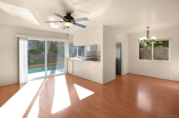 10683 Villa Bonita, Spring Valley, California 91978